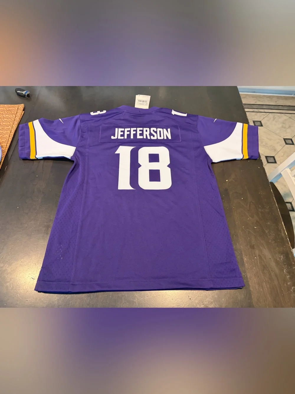 NWT Nike Minnesota Vikings Youth Large NFL Jersey Justin Jefferson